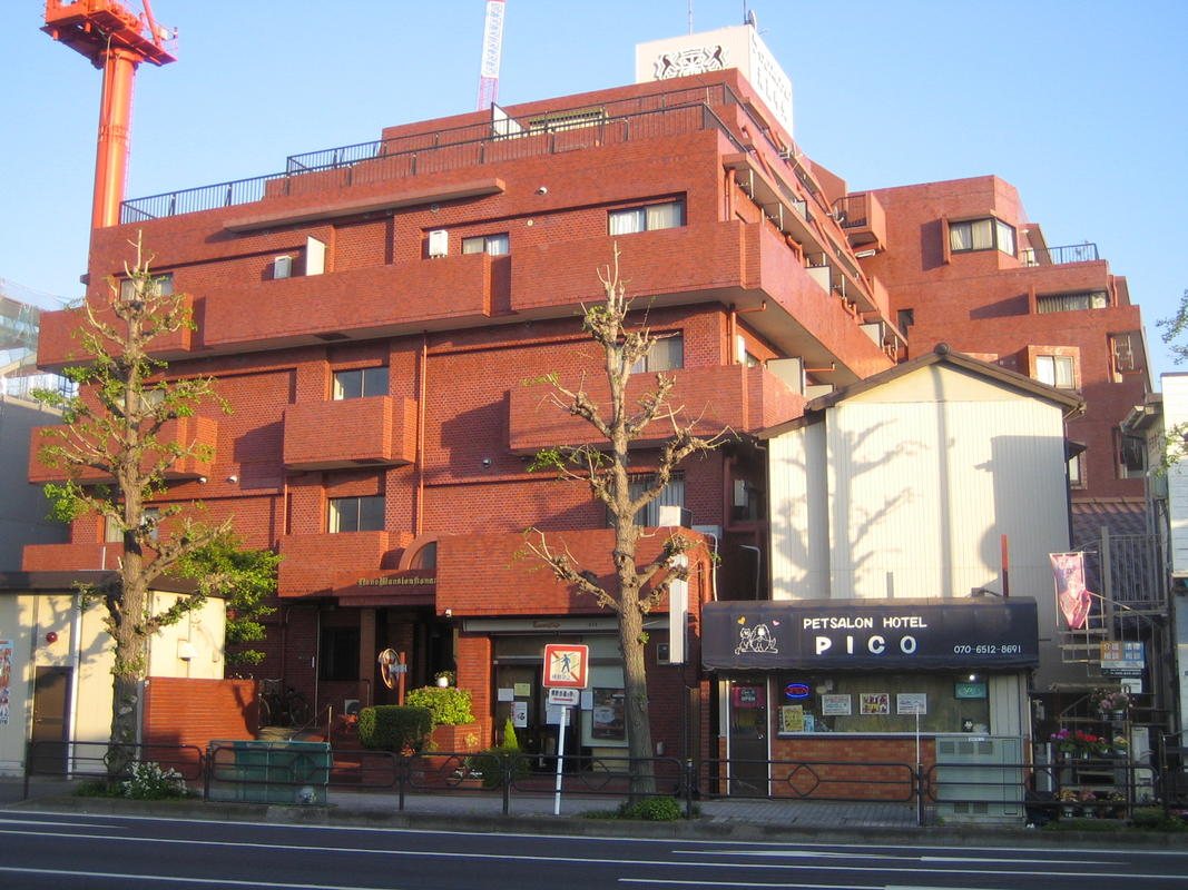 ライオンズマンション港南中央の外観