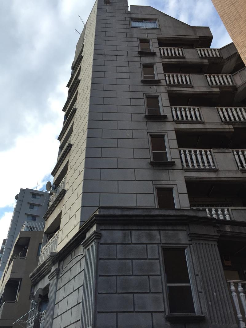 フォルム新宿の外観