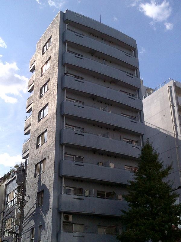 サンビュー外神田の外観