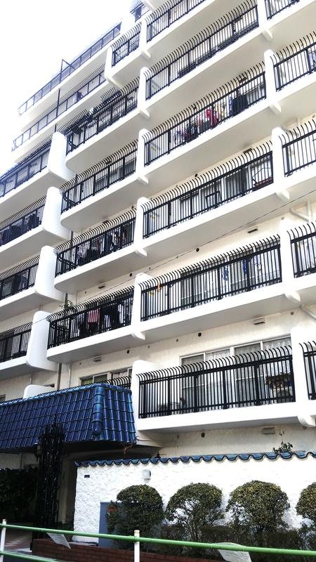 秀和第2田町レジデンスの外観