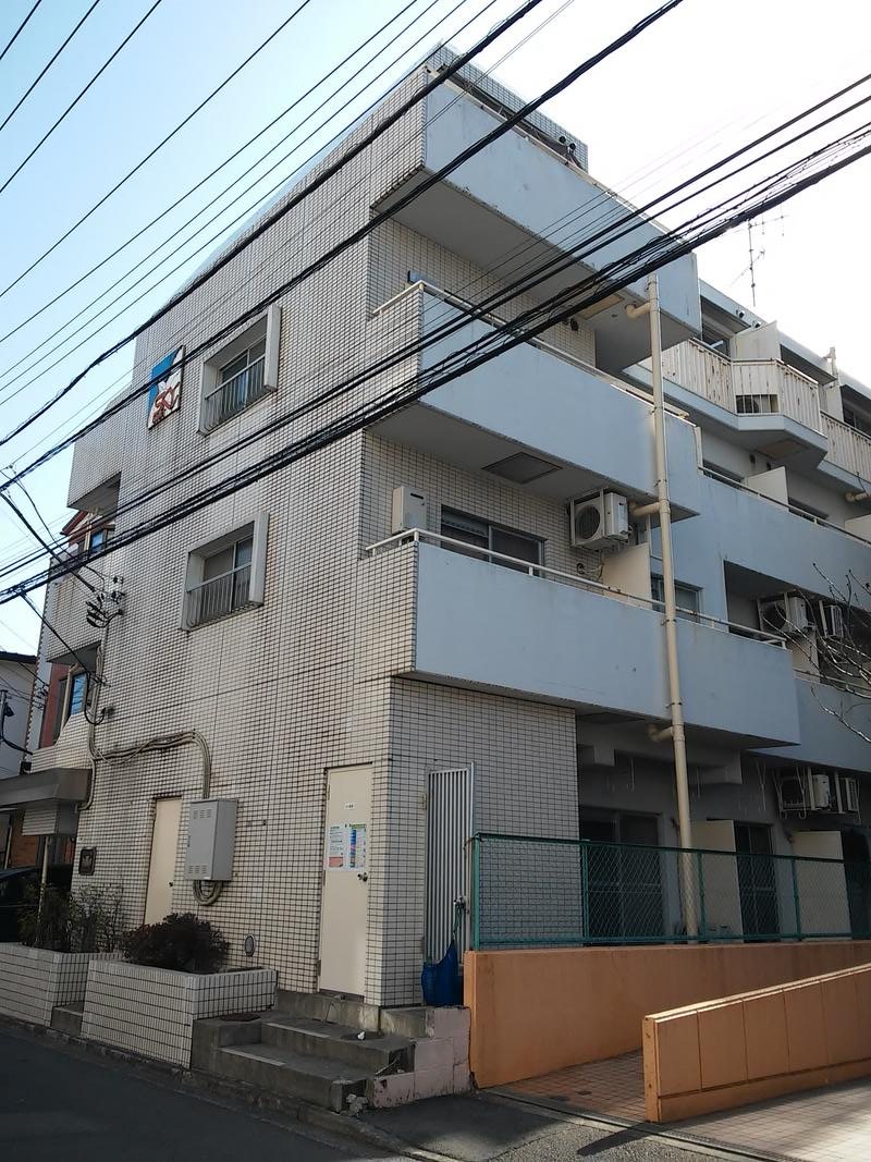 スカイコート大倉山の外観