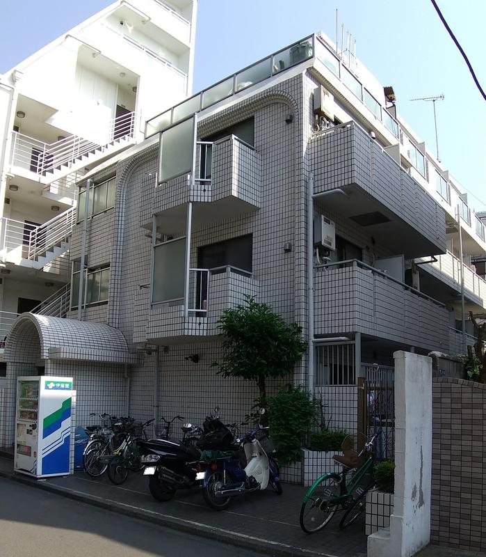 エヴェナール落合の建物外観