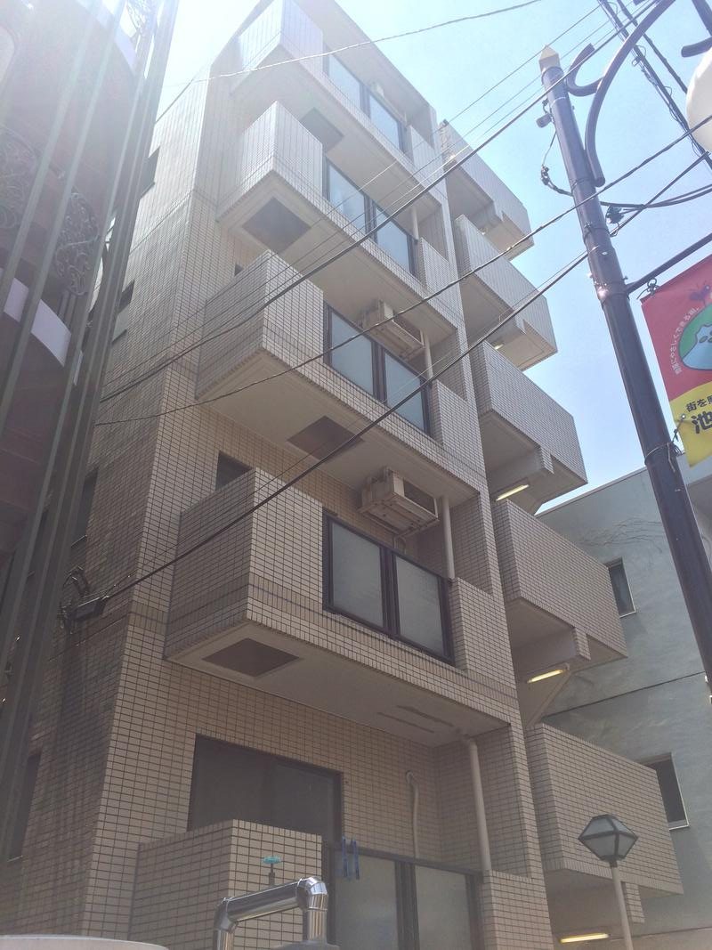 サンテミリオン池袋の外観