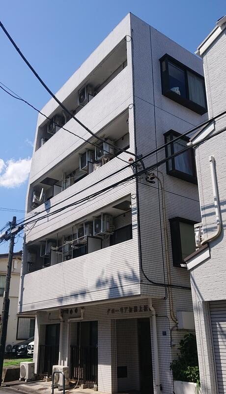 グローリア初穂上板橋の外観