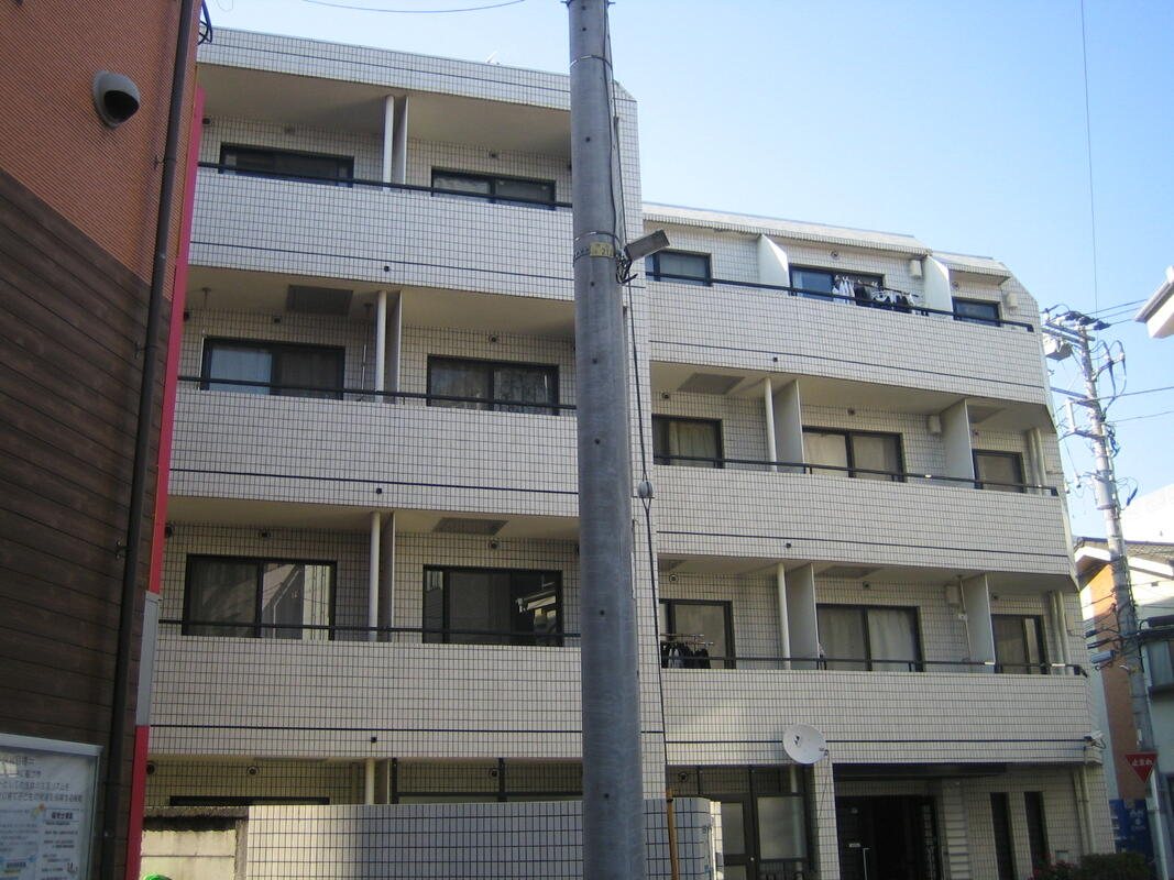 日神パレス西横浜の外観
