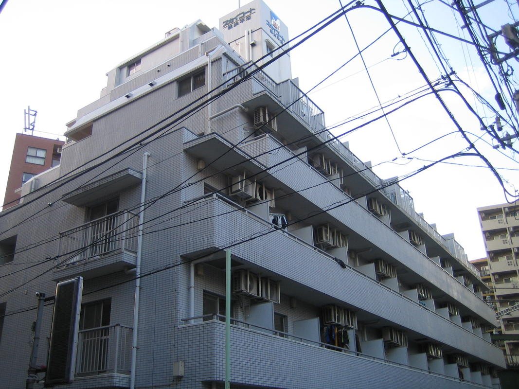 スカイコート横浜平沼の外観