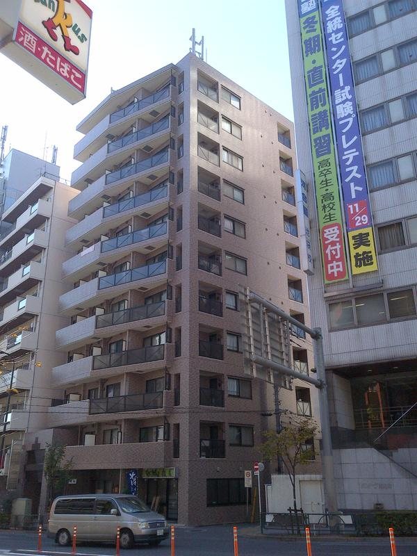 日神パレステージ南池袋の外観