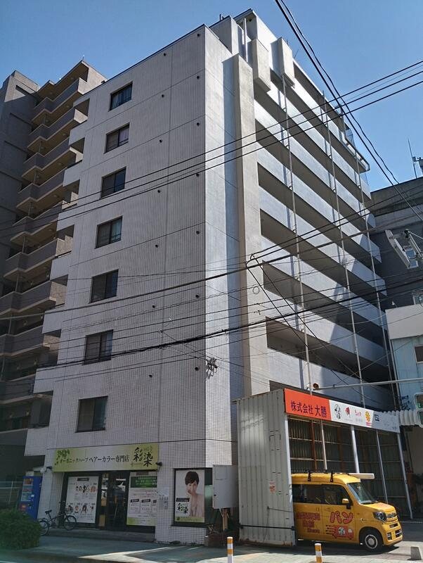 スカイコート西川口2の建物外観