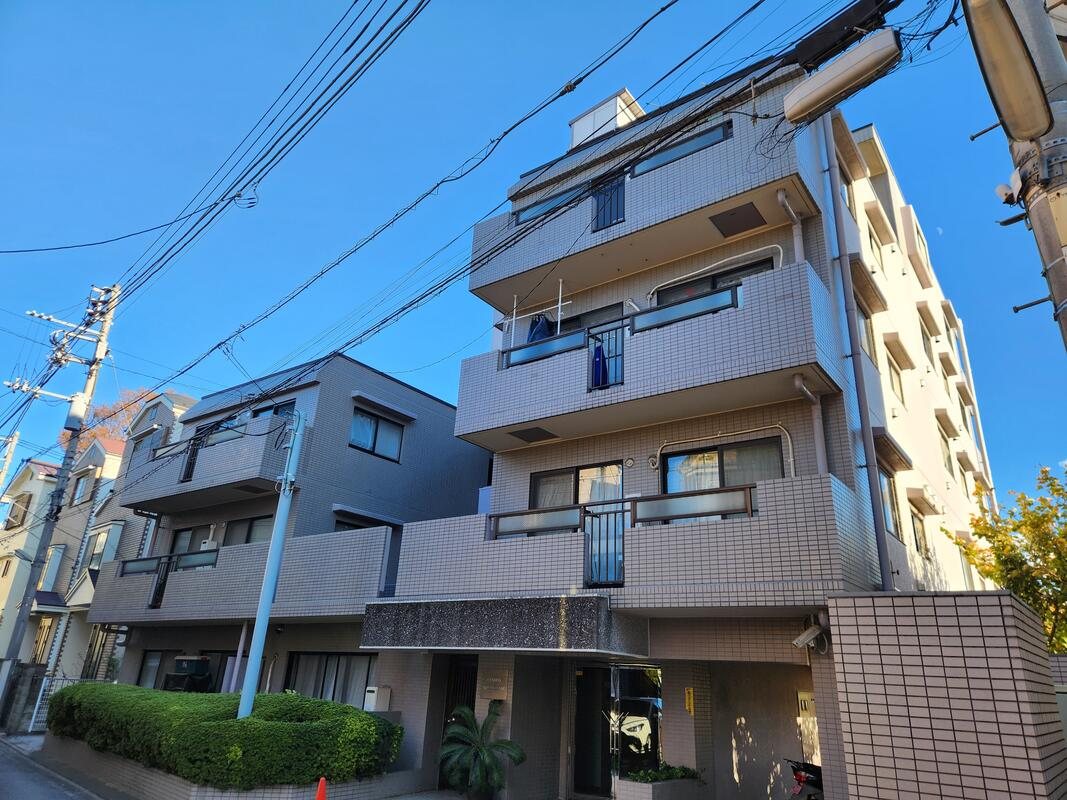 コスモ仲池上の外観