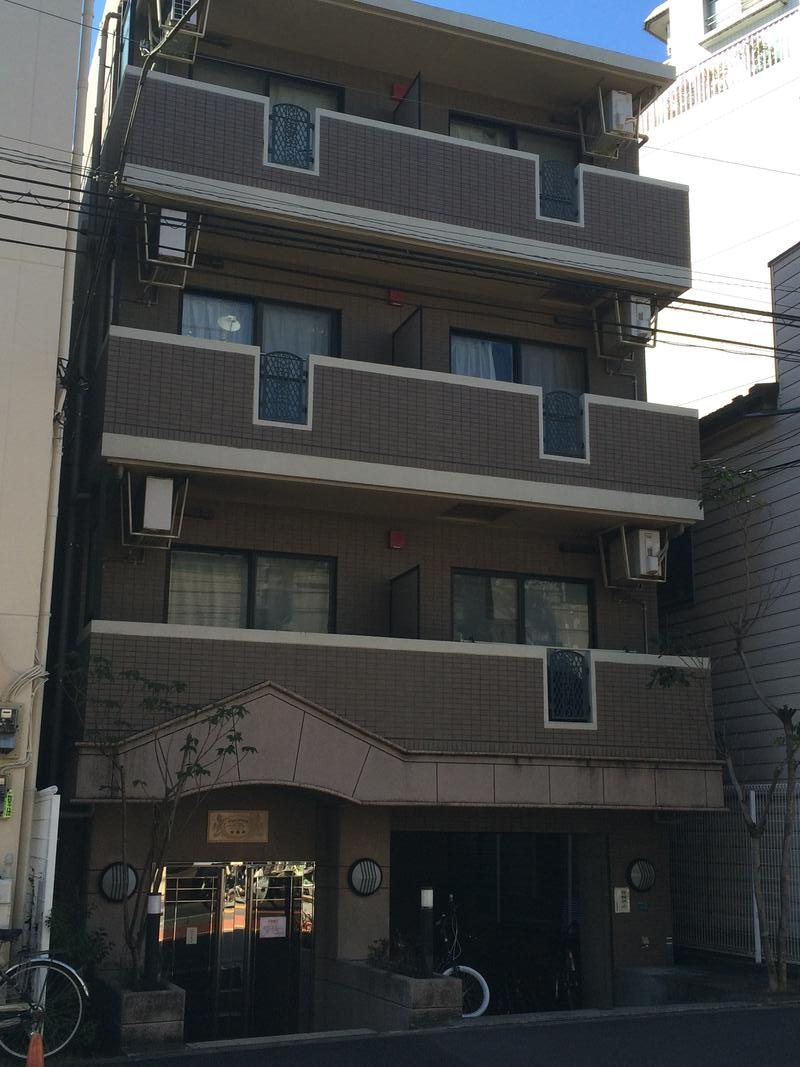 ロイヤルアメニティー東池袋の建物外観