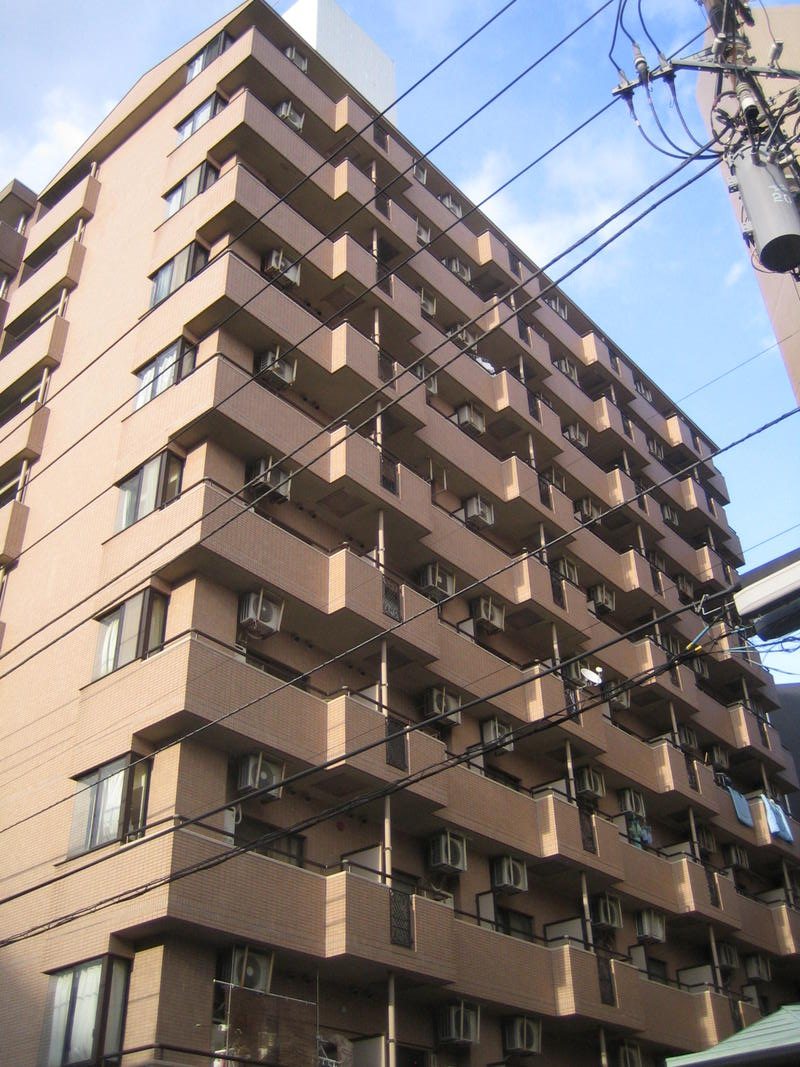 パレ・ドール伊勢佐木町南の外観