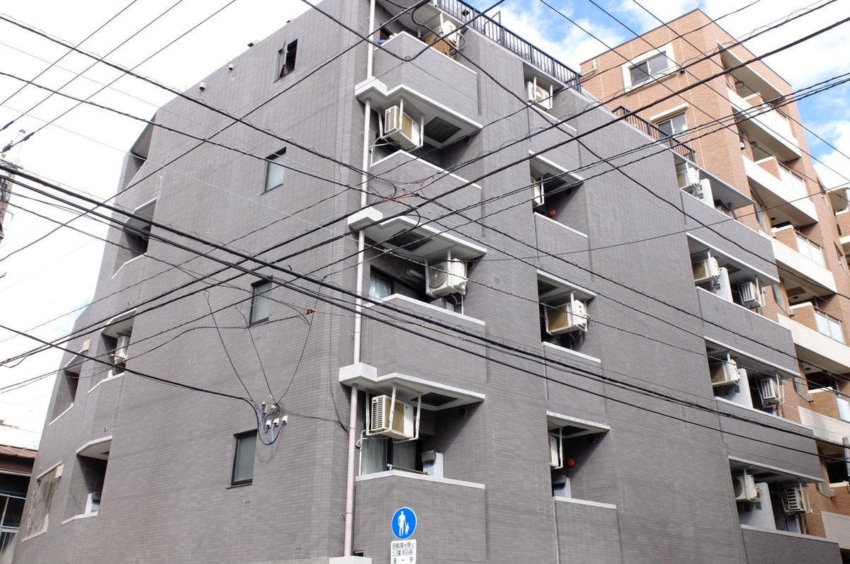 エクセリア都立大の建物外観