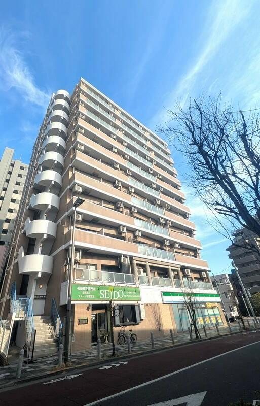 ジュヒロプラザ赤羽の外観