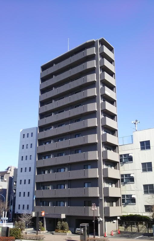 ルーブル中野坂上の外観