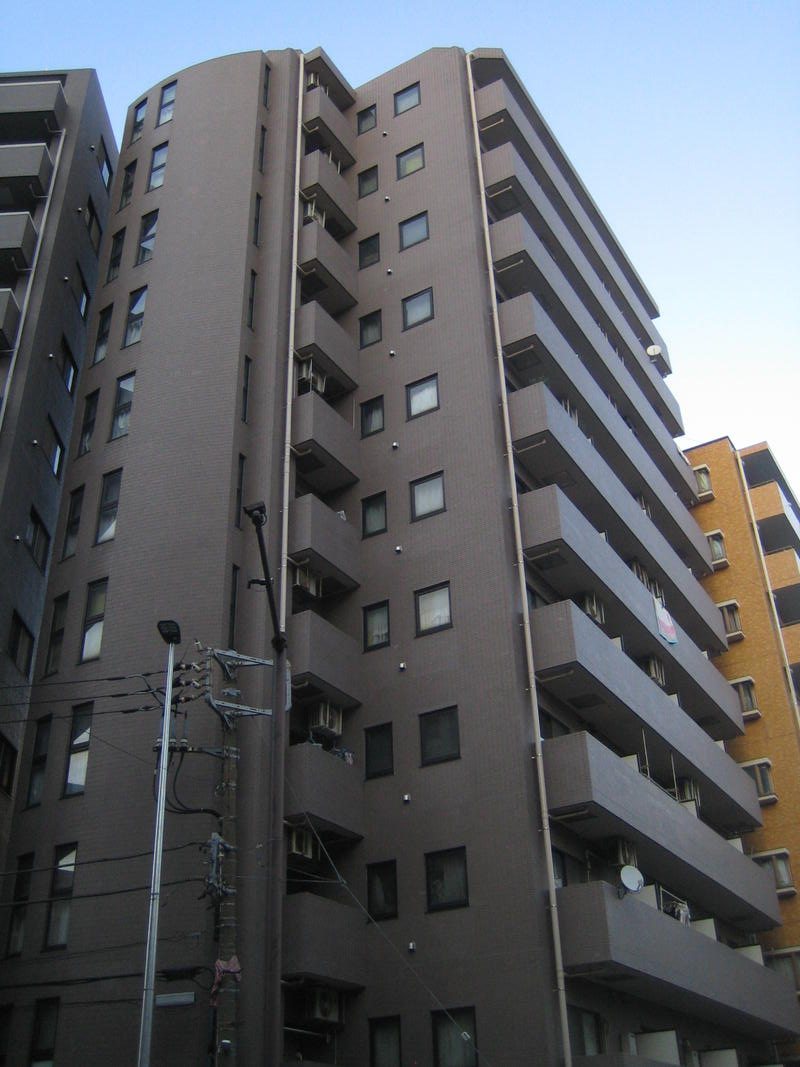 ノバ川崎本町の外観