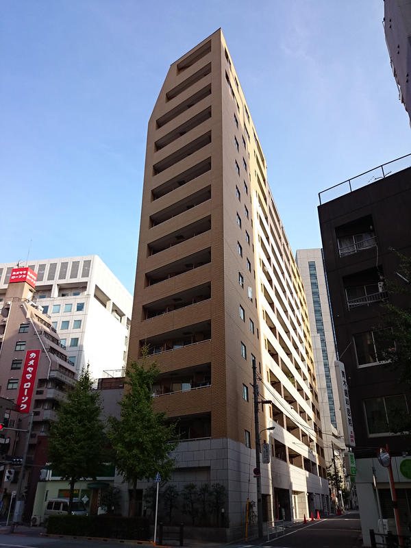 グラーサ東京イーストの外観