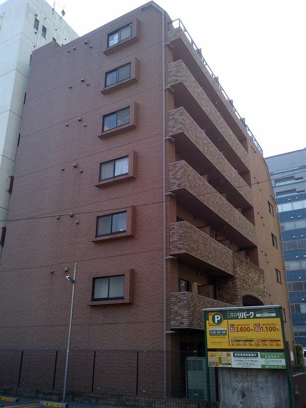 トーシンフェニックス新橋の外観
