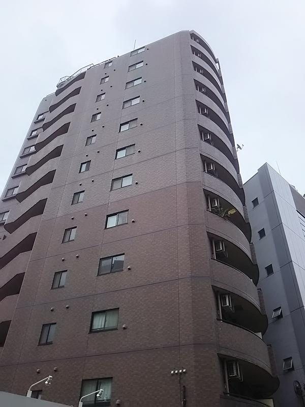 パレ・ソレイユ西新宿の外観