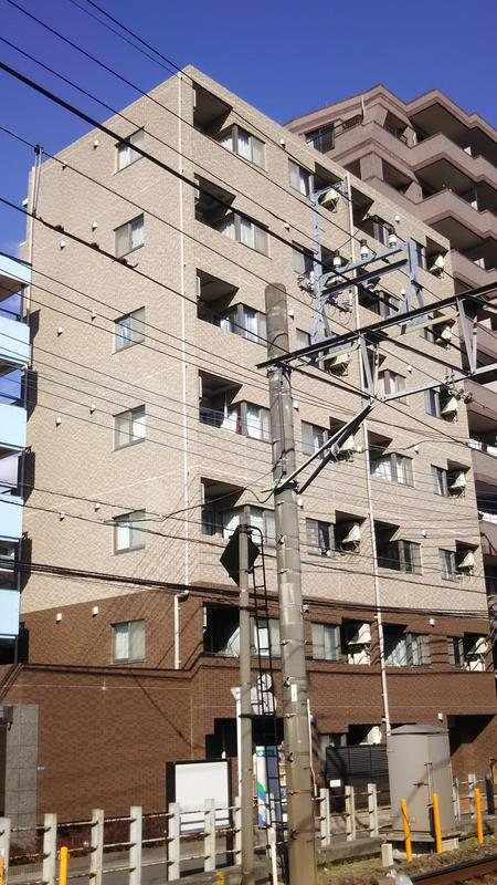プレール新宿落合の外観