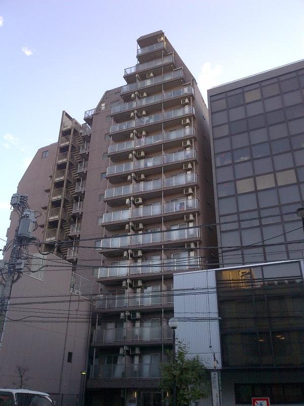 スカイコート本郷東大前壱番館の外観