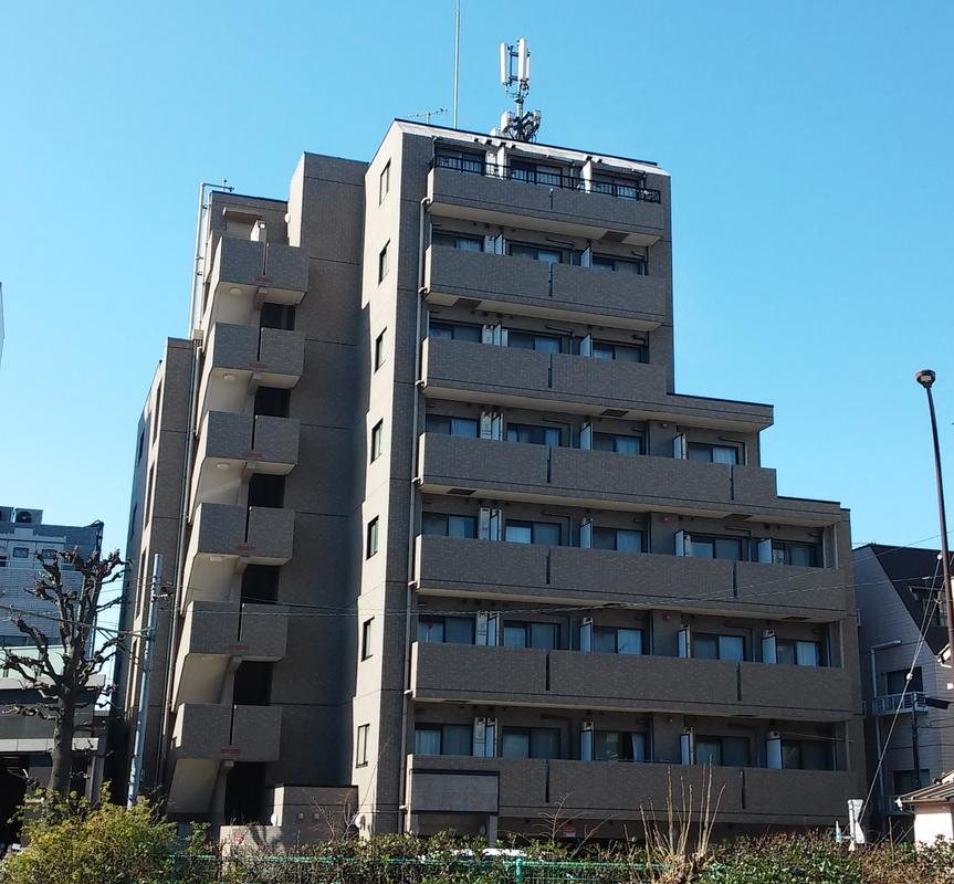 ルーブル千歳船橋の建物外観