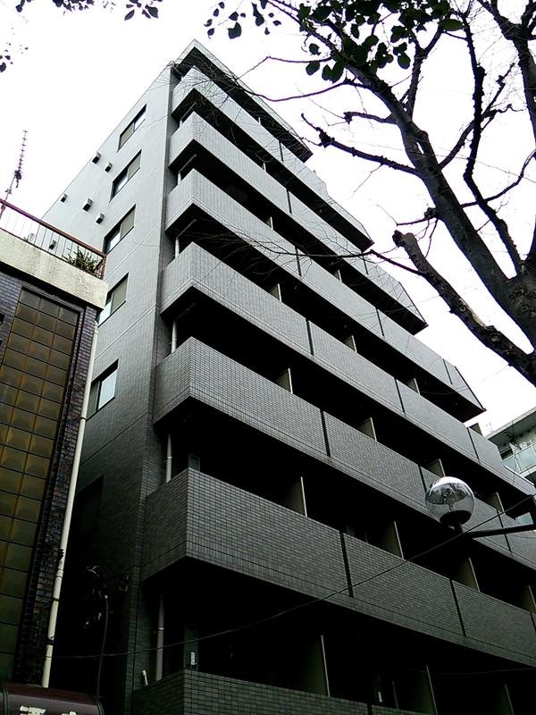 ルーブル高円寺弐番館の建物外観