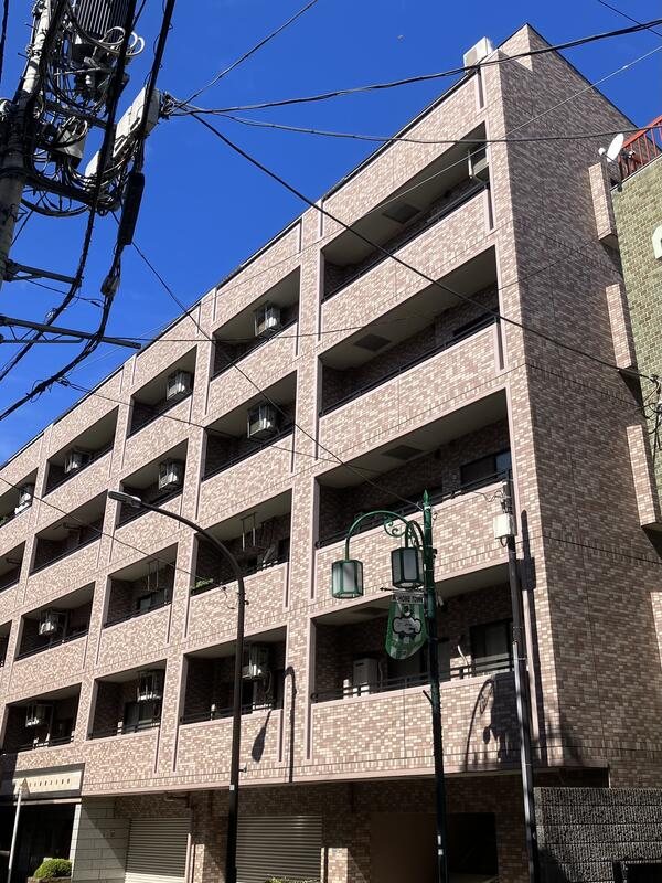 イルサント代々木上原の外観