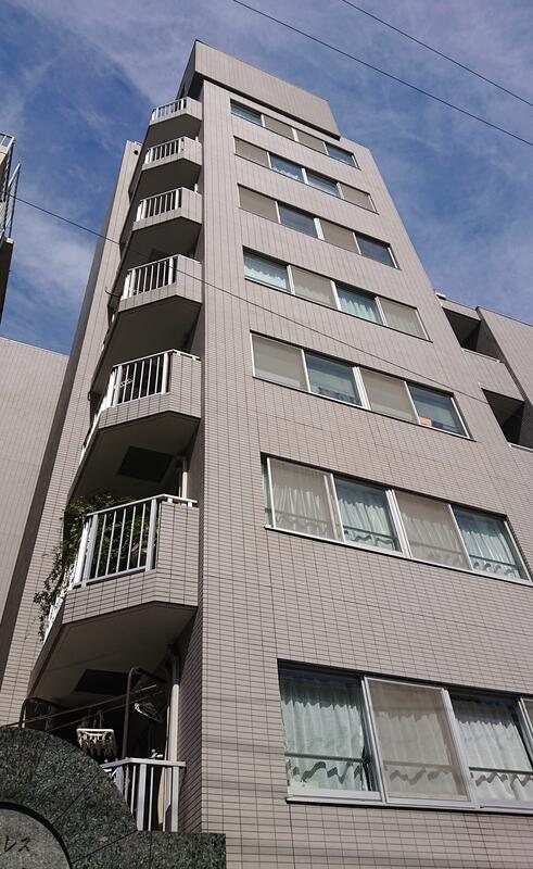 菱和パレス飯田橋の外観