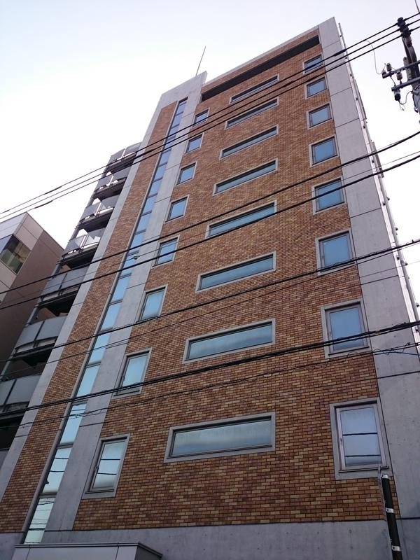 アーバイルプライムイーストの外観