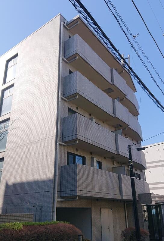 ルーブル新宿西落合七番館の外観