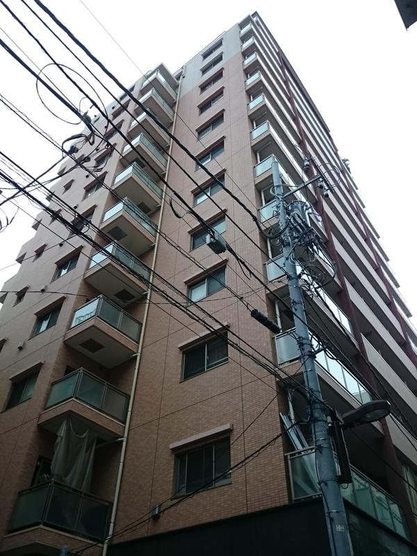 ルミエール東神田の外観
