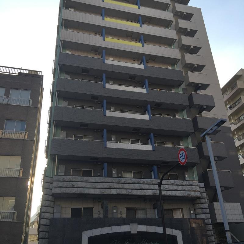 ガラ・グランディ西新宿の外観