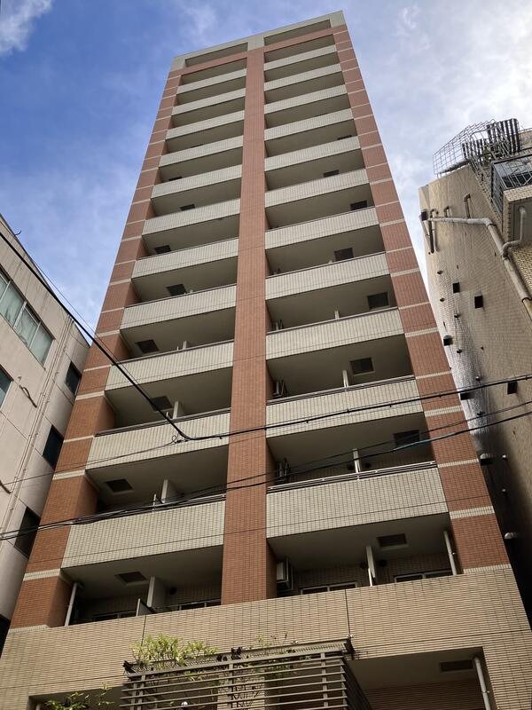 メビウス新宿御苑の外観