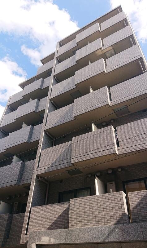 ルーブル江古田参番館の外観
