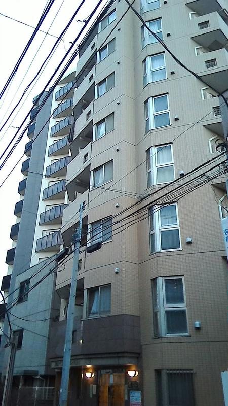 スカイコート市ヶ谷柳町の外観