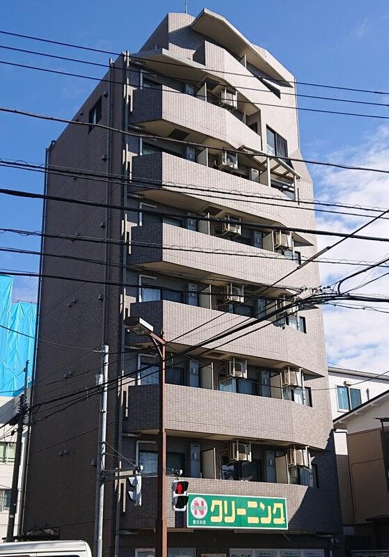 レアシス練馬の建物外観
