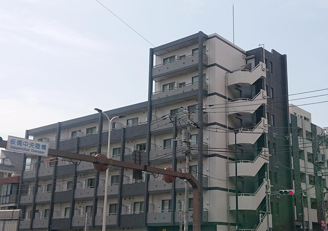 ステージファースト常盤台の外観