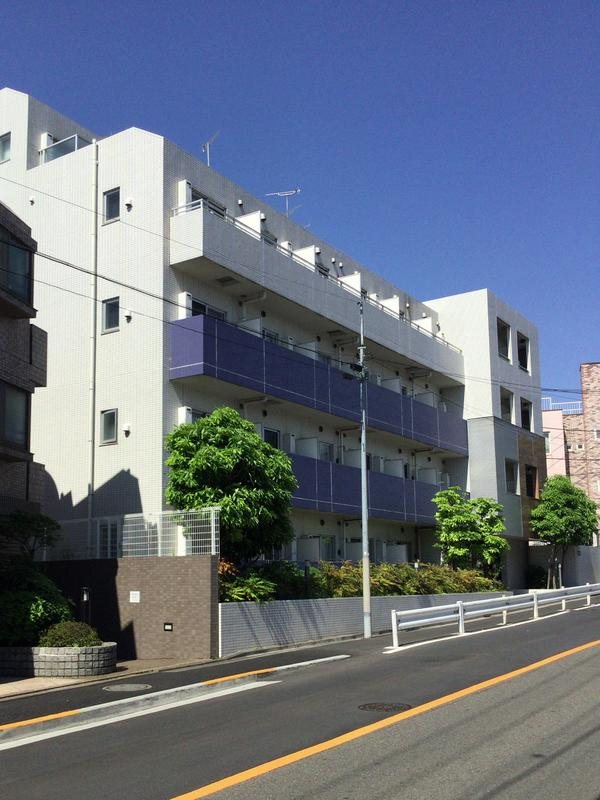 メインステージ奥沢の建物外観