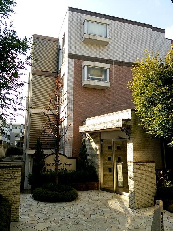 グローベル東高円寺レスティアーナの外観