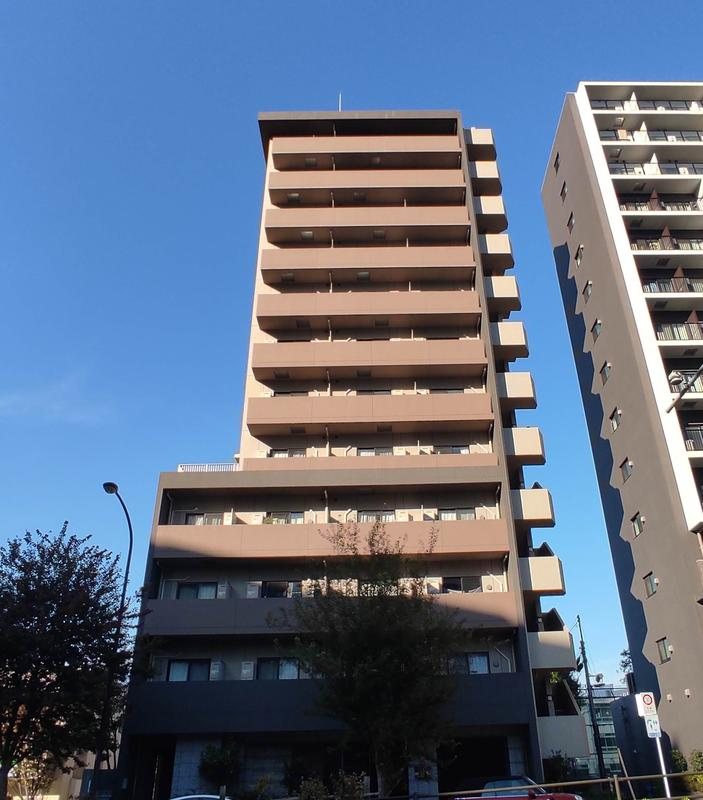 コンシェリア新宿ノースフロンティアの建物外観