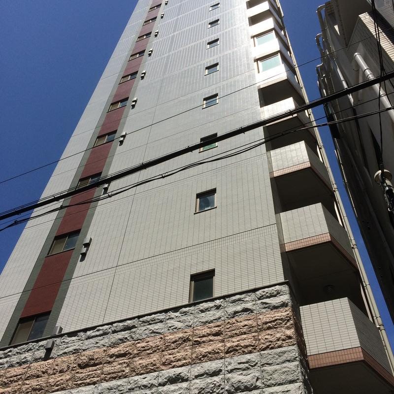 ガーラ・ステーション新宿御苑前の外観