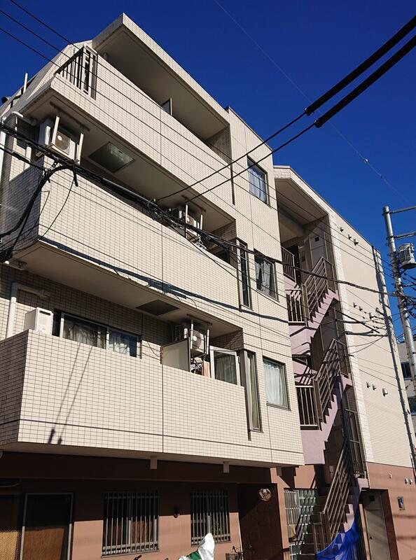 ラ・シード中野新井薬師の建物外観