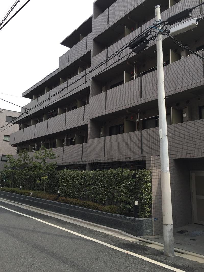 ルーブル早稲田六番館の外観