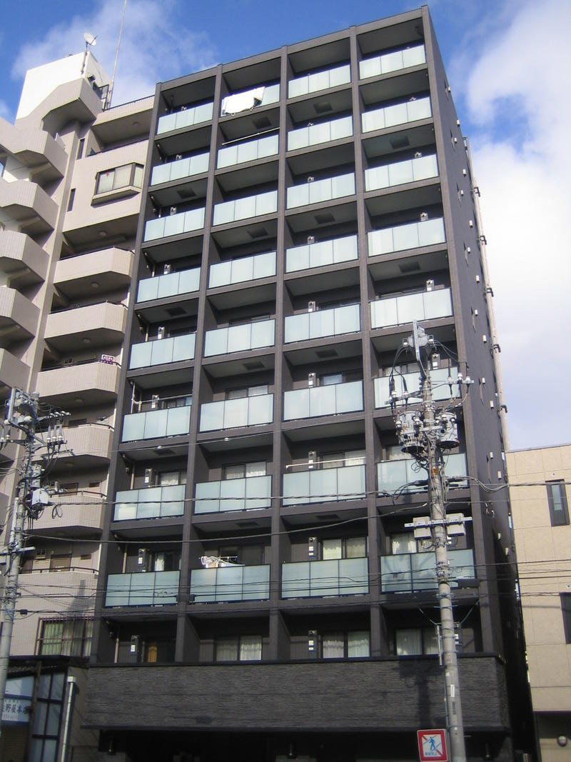 Le'a横濱ミッドスクエアの外観