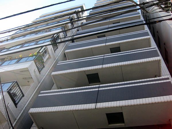 リファイズ浅草の建物外観