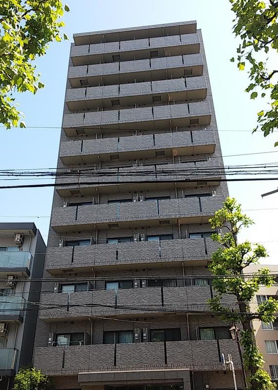 ルーブル高津の建物外観