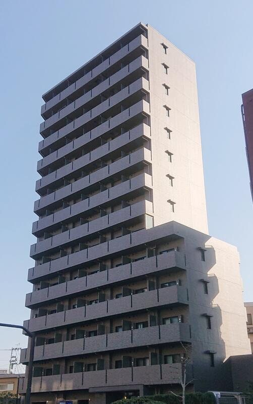 ルーブル中板橋弐番館の外観