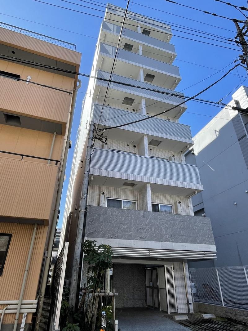 ベルグレードKS TREの外観