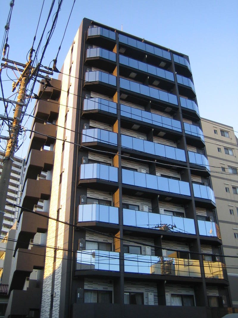 ロアール横浜西の外観