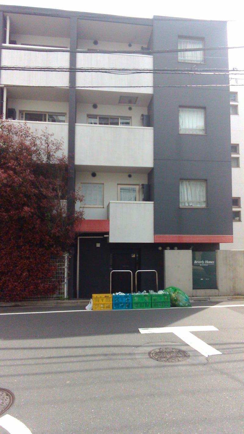 ビバリーホームズ早稲田の建物外観